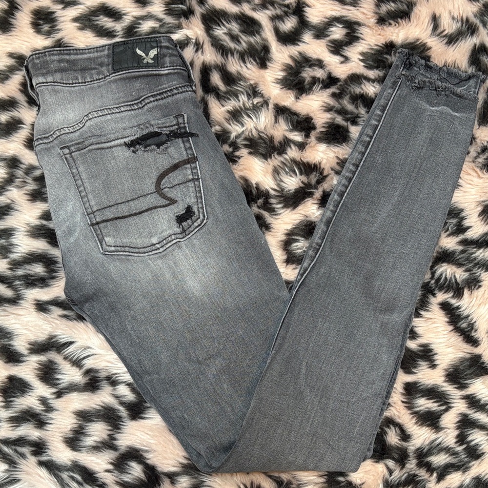American Eagle Outfitters Black / Dark Charcoal Gray Distress Super Low Jegging